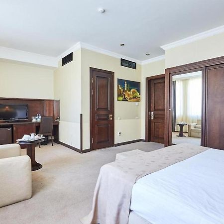 Smith'S Boutique Hotel Baku Bagian luar foto